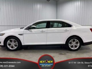 2017 Ford Taurus SE Sedan 4D