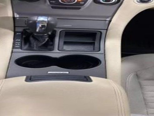 2017 Ford Taurus SE Sedan 4D White, Sioux Falls, SD