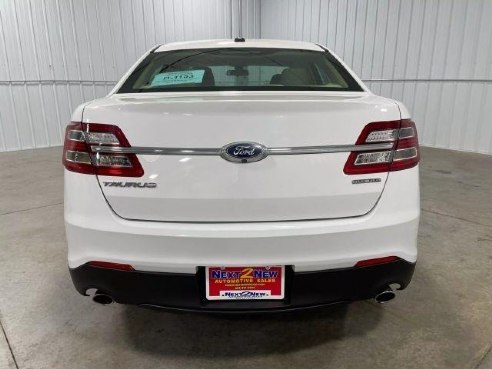 2017 Ford Taurus SE Sedan 4D White, Sioux Falls, SD