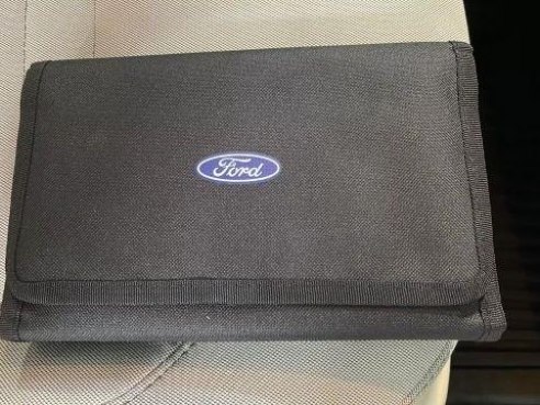 2017 Ford Taurus SE Sedan 4D White, Sioux Falls, SD