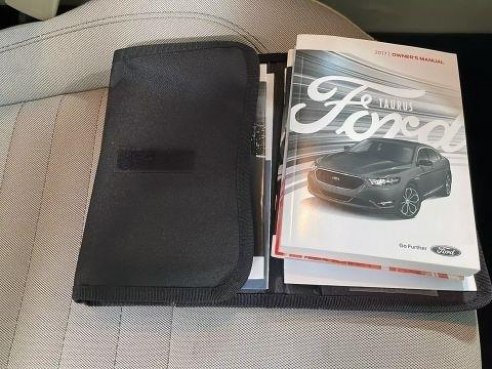 2017 Ford Taurus SE Sedan 4D White, Sioux Falls, SD