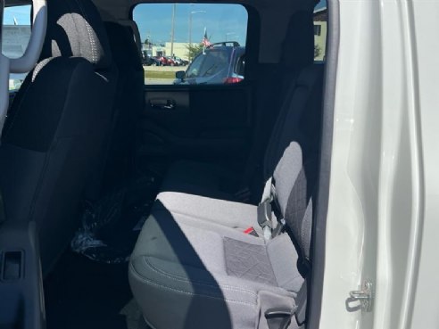 2025 Nissan Frontier SV White, Concord, NH