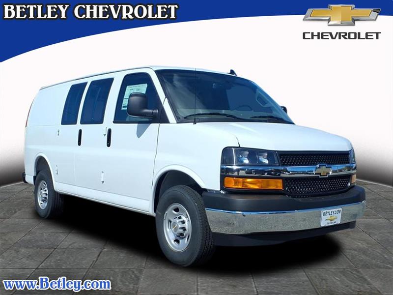 2025 Chevrolet Express Van 2500 White, Derry, NH
