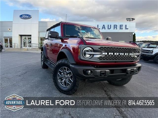 2025 Ford Bronco Badlands 4x4 RUBY RED MET TNTD CLEARCOAT, Windber, PA