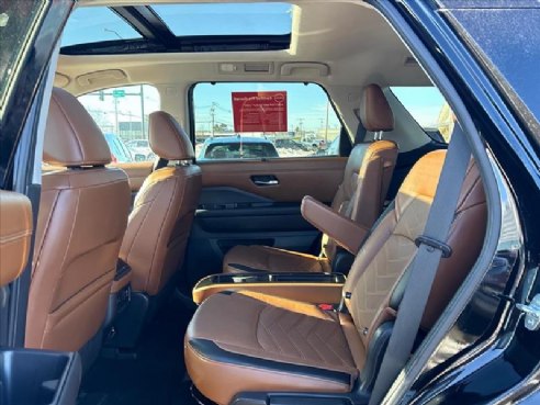 2022 Nissan Pathfinder Platinum , Concord, NH