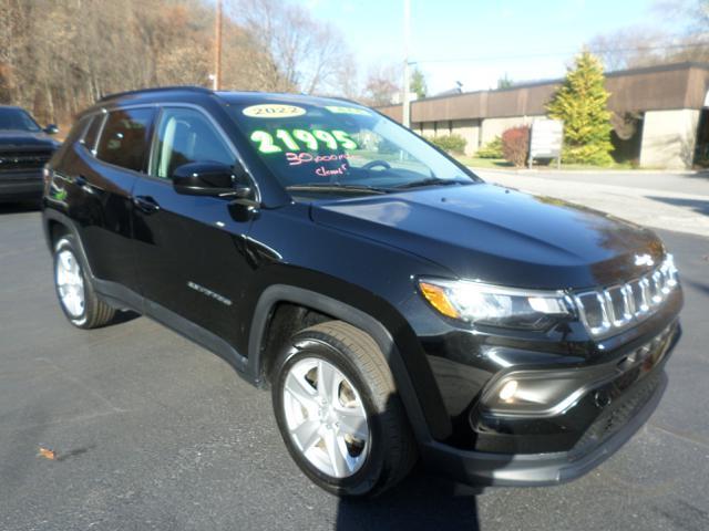 2022 Jeep Compass Latitude 4WD Black, Johnstown, PA
