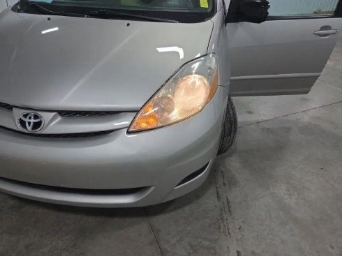 2006 Toyota Sienna LE Minivan 4D Silver, Sioux Falls, SD