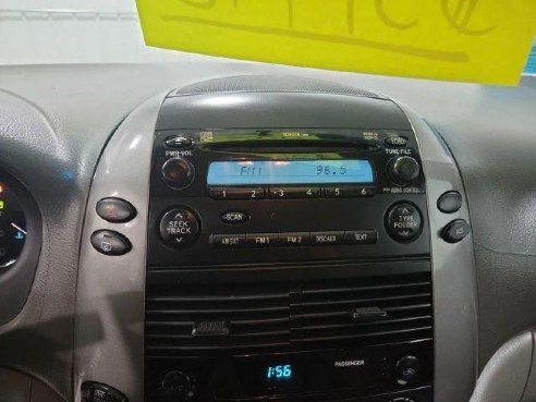 2006 Toyota Sienna LE Minivan 4D Silver, Sioux Falls, SD