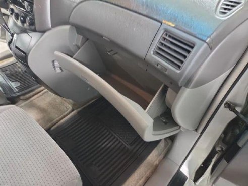 2006 Toyota Sienna LE Minivan 4D Silver, Sioux Falls, SD