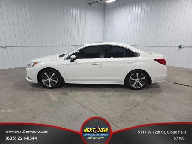 2017 Subaru Legacy 2.5i Limited Sedan 4D White, Sioux Falls, SD